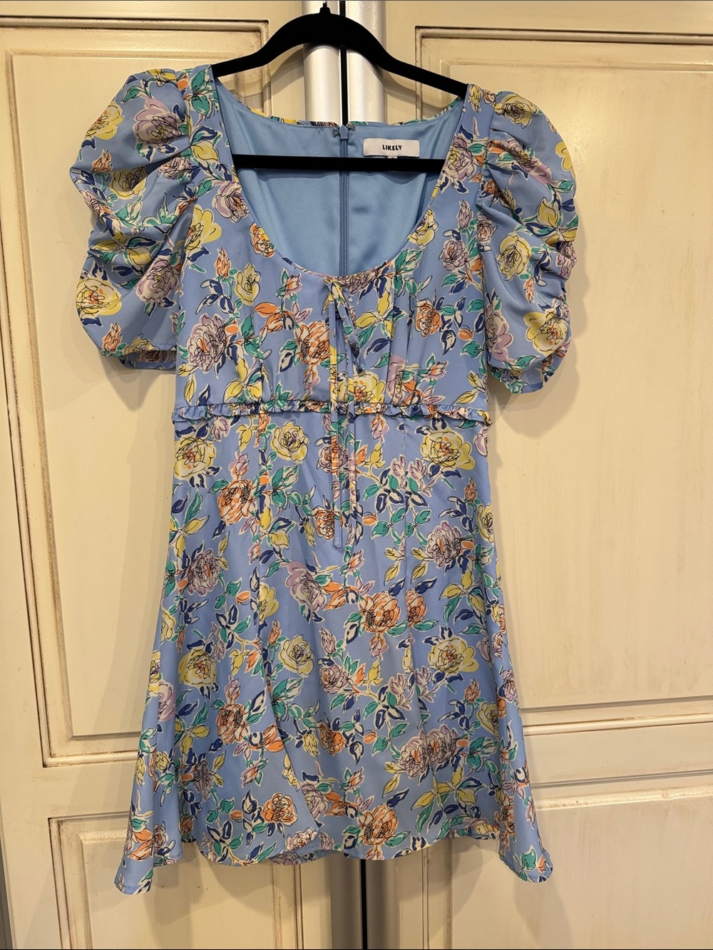Likely size 2 floral scoop neck dress